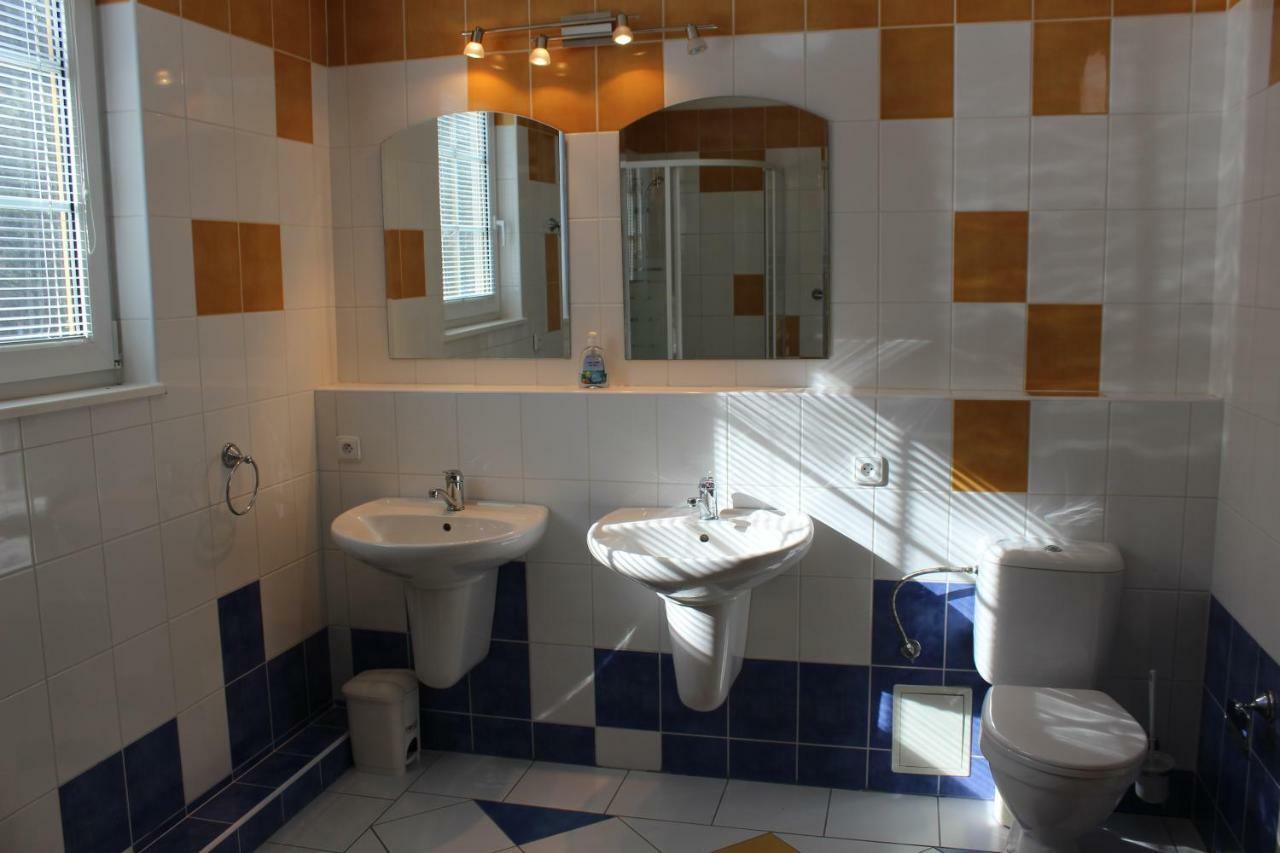 Apartman V Podskali Hluboká nad Vltavou Exterior foto